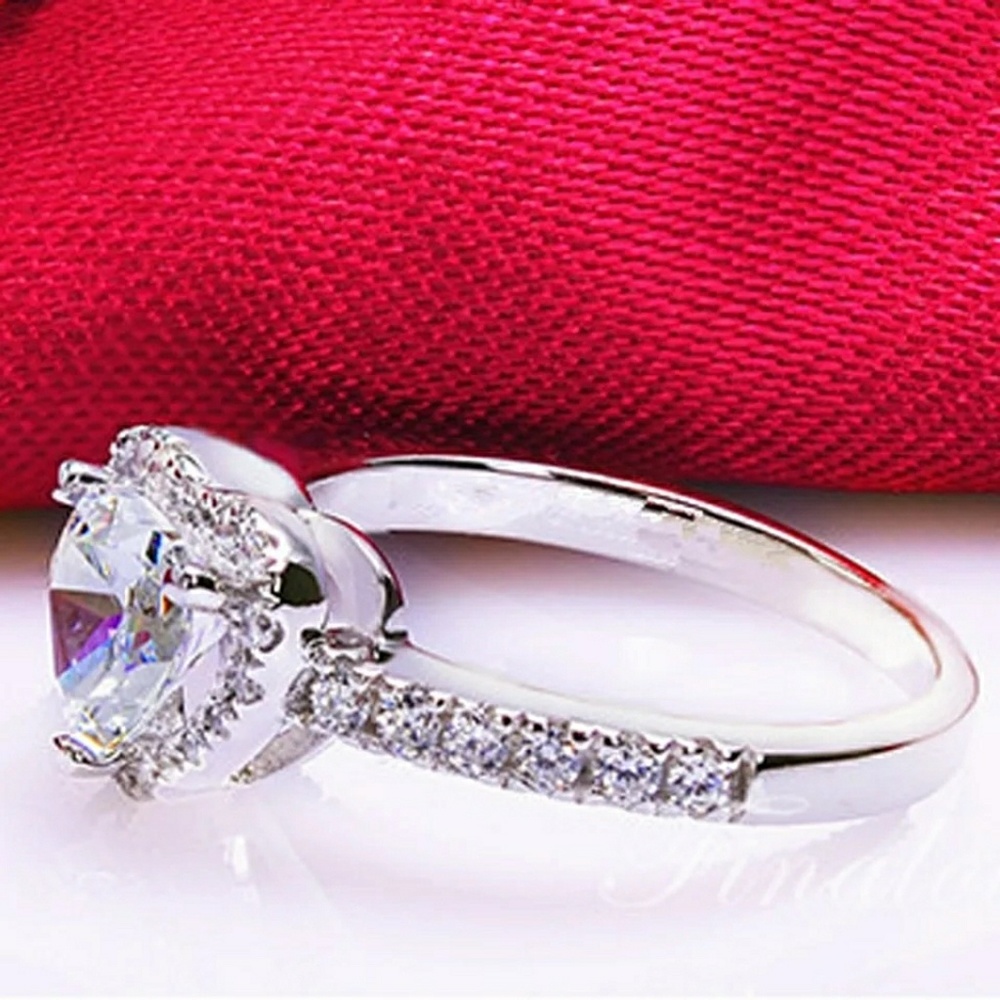 🌺4/$25🌺 New Beautiful Crystal Heart Shaped Ring - Picture 5 of 5